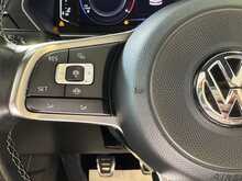 Volkswagen Tiguan TDI R-Line Tech 