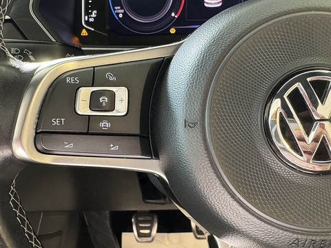 2.0 TDI R-Line Tech SUV 5dr Diesel Manual Euro 6 (s/s) (150 ps)