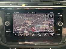 Volkswagen Tiguan TDI R-Line Tech 