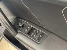 Volkswagen Tiguan TDI R-Line Tech 