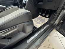 Volkswagen Tiguan TDI R-Line Tech 