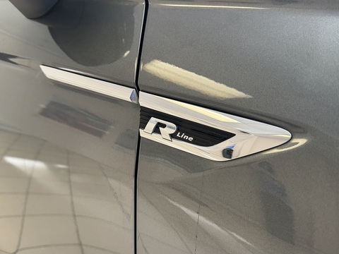 2.0 TDI R-Line Tech SUV 5dr Diesel Manual Euro 6 (s/s) (150 ps)