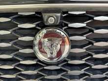 Jaguar E-PACE P300e R-Dynamic HSE 