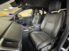 Jaguar E-PACE P300e R-Dynamic HSE 