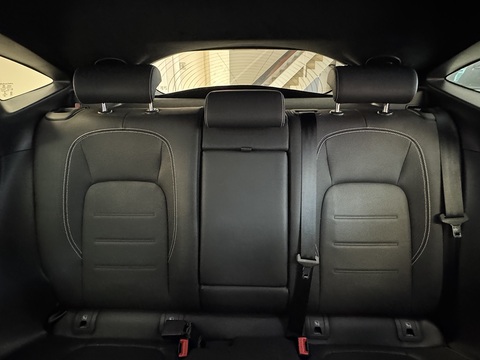 1.5 P300e 12.17kWh R-Dynamic HSE SUV 5dr Petrol Plug-in Hybrid Auto AWD Euro 6 (s/s) (309 ps)