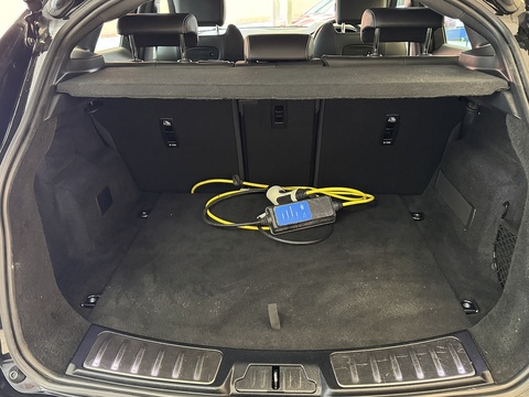 1.5 P300e 12.17kWh R-Dynamic HSE SUV 5dr Petrol Plug-in Hybrid Auto AWD Euro 6 (s/s) (309 ps)