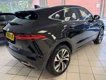 Jaguar E-PACE P300e R-Dynamic HSE 