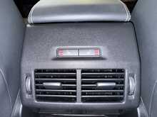 Jaguar E-PACE P300e R-Dynamic HSE 