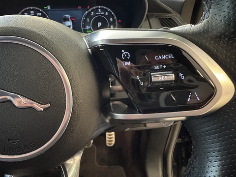 1.5 P300e 12.17kWh R-Dynamic HSE SUV 5dr Petrol Plug-in Hybrid Auto AWD Euro 6 (s/s) (309 ps)