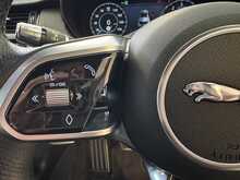 Jaguar E-PACE P300e R-Dynamic HSE 