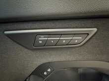 Jaguar E-PACE P300e R-Dynamic HSE 