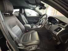 Jaguar E-PACE P300e R-Dynamic HSE 