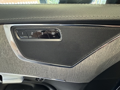 2.0h T8 Twin Engine Recharge 11.6kWh Inscription SUV 5dr Petrol Plug-in Hybrid Auto 4WD Euro 6 (s/s) (390 ps)