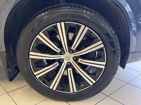 2.0h T8 Twin Engine Recharge 11.6kWh Inscription SUV 5dr Petrol Plug-in Hybrid Auto 4WD Euro 6 (s/s) (390 ps)