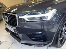 Volvo XC60 B5 MHEV R-Design 