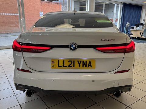 2.0 220d M Sport Saloon 4dr Diesel Auto Euro 6 (s/s) (190 ps)