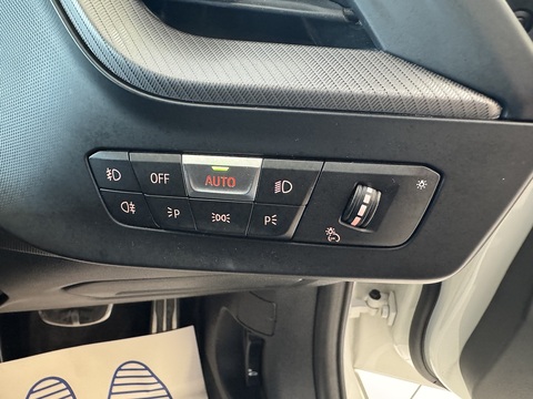 2.0 220d M Sport Saloon 4dr Diesel Auto Euro 6 (s/s) (190 ps)