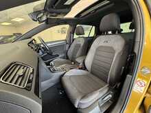 Volkswagen Golf TSI EVO R-Line 