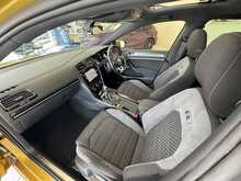 Volkswagen Golf TSI EVO R-Line 