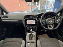 Volkswagen Golf TSI EVO R-Line 