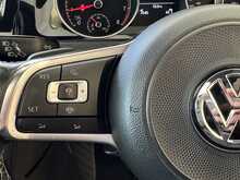 Volkswagen Golf TSI EVO R-Line 
