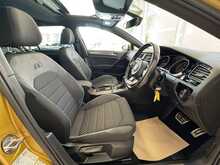 Volkswagen Golf TSI EVO R-Line 