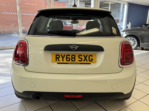 1.5 One Classic Hatchback 3dr Petrol Steptronic Euro 6 (s/s) (102 ps)