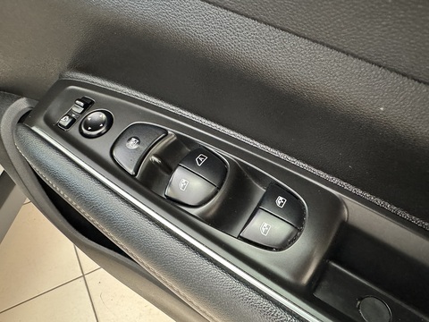 1.7 Blue dCi GT Line SUV 5dr Diesel X-Trn A7 Euro 6 (s/s) (150 ps)