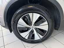 Volvo XC40 h T4 Plus 