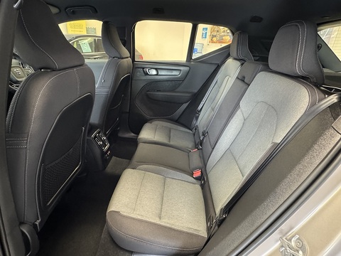 1.5h T4 Recharge 10.7kWh Plus SUV 5dr Petrol Plug-in Hybrid Auto Euro 6 (s/s) (211 ps)