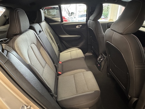 1.5h T4 Recharge 10.7kWh Plus SUV 5dr Petrol Plug-in Hybrid Auto Euro 6 (s/s) (211 ps)