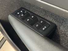 Volvo XC40 h T4 Plus 