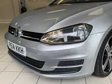 Volkswagen Golf TDI BlueMotion 