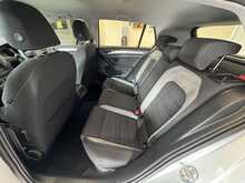 Volkswagen Golf TDI BlueMotion 