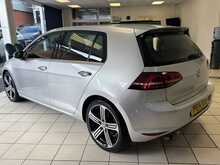 Volkswagen Golf TDI BlueMotion 