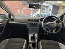 Volkswagen Golf TDI BlueMotion 