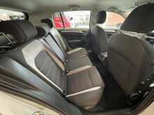Volkswagen Golf TDI BlueMotion 