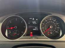 Volkswagen Golf TDI BlueMotion 