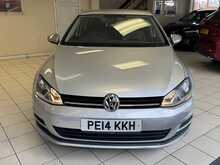 Volkswagen Golf TDI BlueMotion 