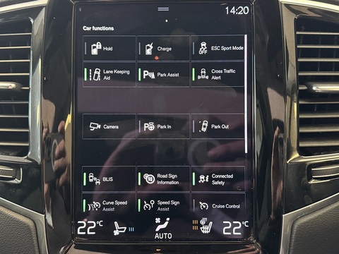 2.0h T8 Twin Engine Recharge 11.6kWh Inscription Pro SUV 5dr Petrol Plug-in Hybrid Auto 4WD Euro 6 (s/s) (390 ps)