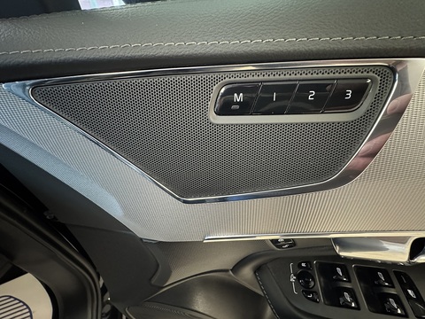 2.0h T8 Twin Engine Recharge 11.6kWh Inscription Pro SUV 5dr Petrol Plug-in Hybrid Auto 4WD Euro 6 (s/s) (390 ps)