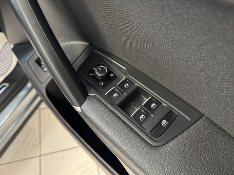 2.0 TDI SEL SUV 5dr Diesel DSG 4Motion Euro 6 (s/s) (150 ps)