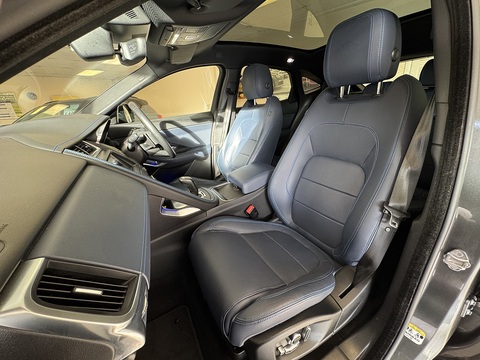 P250 R-Dynamic HSE SUV 2.0 Automatic Petrol