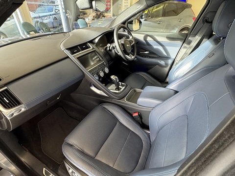 P250 R-Dynamic HSE SUV 2.0 Automatic Petrol