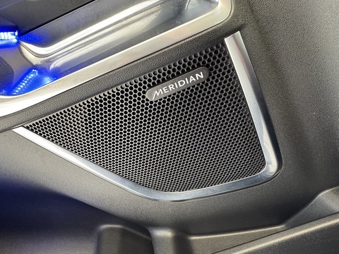 P250 R-Dynamic HSE SUV 2.0 Automatic Petrol