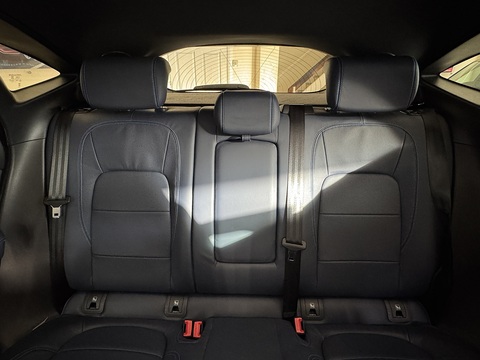 P250 R-Dynamic HSE SUV 2.0 Automatic Petrol