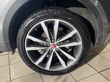 Jaguar E-PACE P250 R-Dynamic HSE 