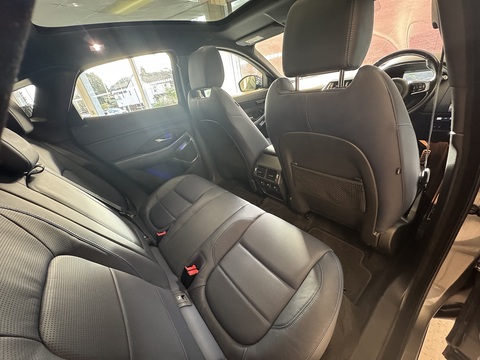 P250 R-Dynamic HSE SUV 2.0 Automatic Petrol