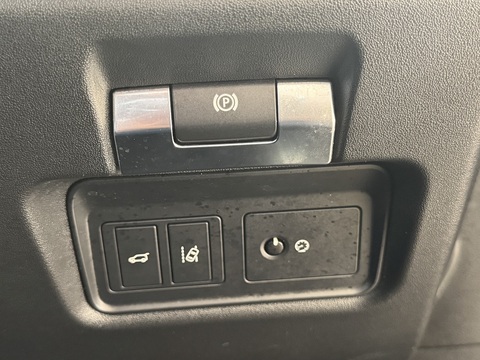 P250 R-Dynamic HSE SUV 2.0 Automatic Petrol