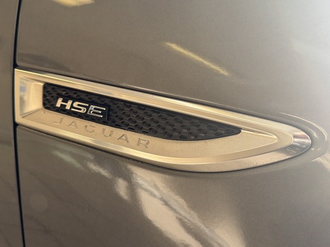 P250 R-Dynamic HSE SUV 2.0 Automatic Petrol